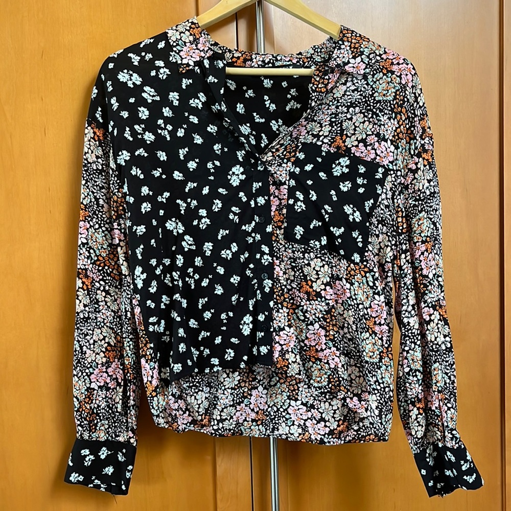 NWOT Zara top